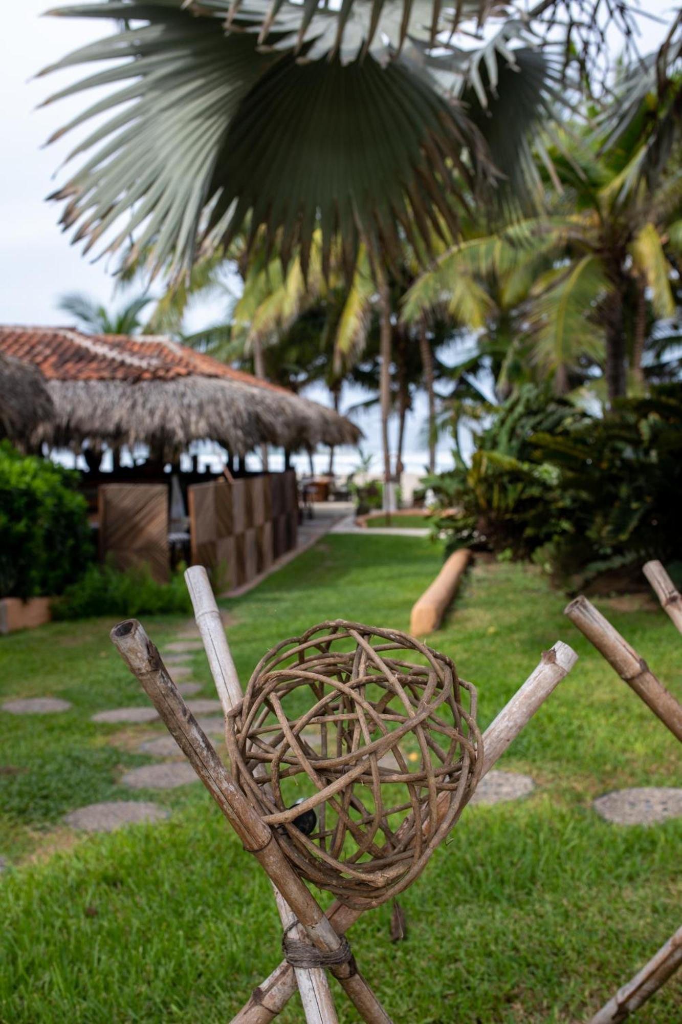 Puertas Paraiso Hotel Boutique Сиуатанехо Экстерьер фото