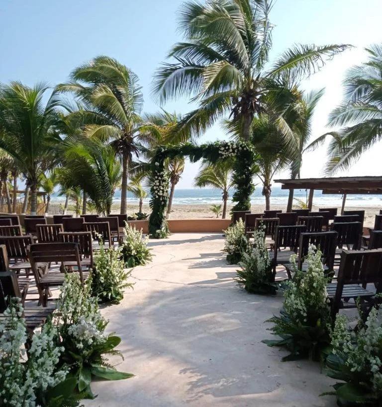 Puertas Paraiso Hotel Boutique Сиуатанехо Экстерьер фото