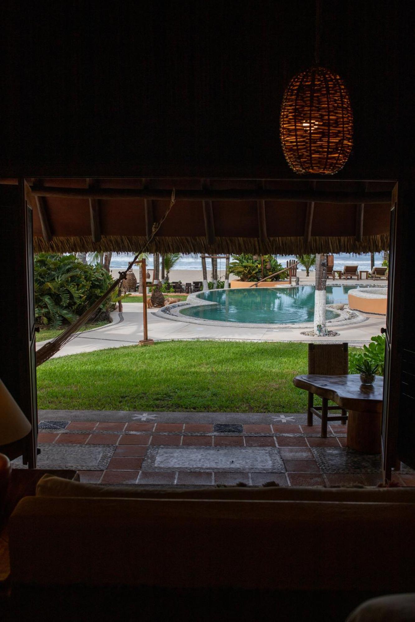 Puertas Paraiso Hotel Boutique Сиуатанехо Экстерьер фото