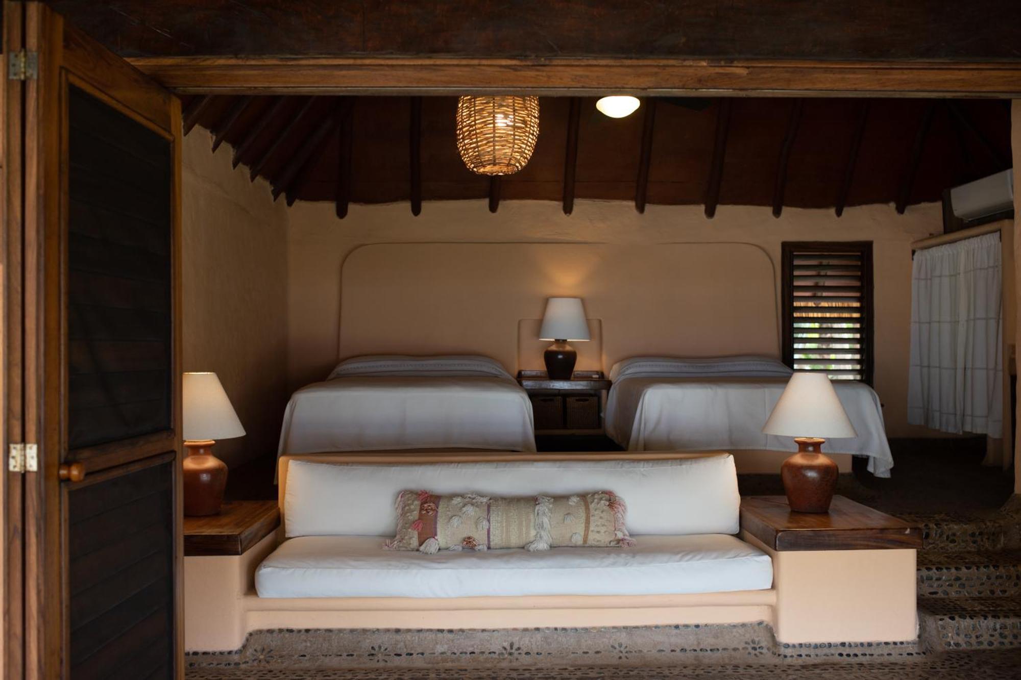 Puertas Paraiso Hotel Boutique Сиуатанехо Экстерьер фото