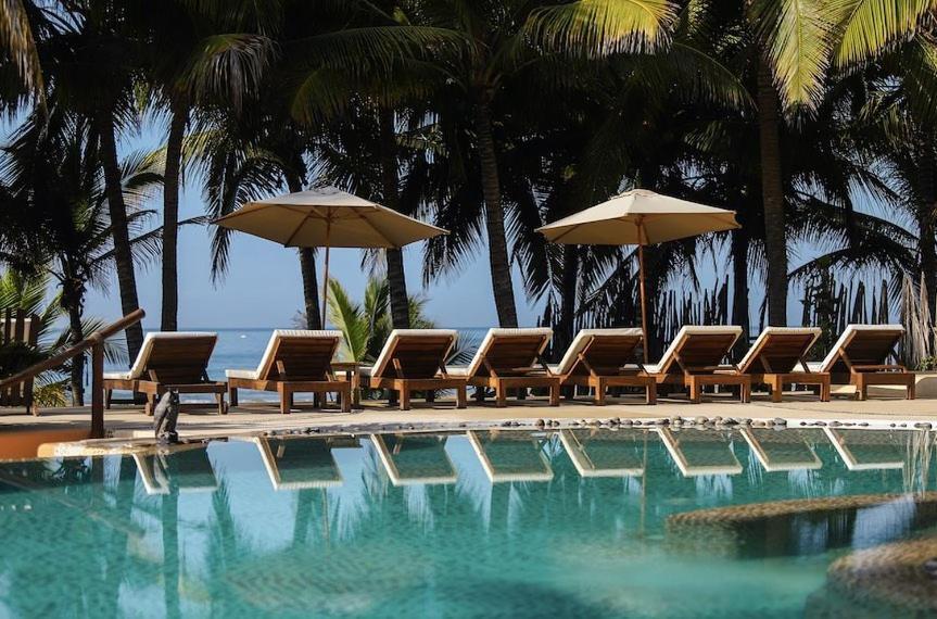 Puertas Paraiso Hotel Boutique Сиуатанехо Экстерьер фото